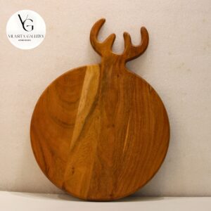 Round mango wood chopping board with deer antler handle – Vilasita Gallery